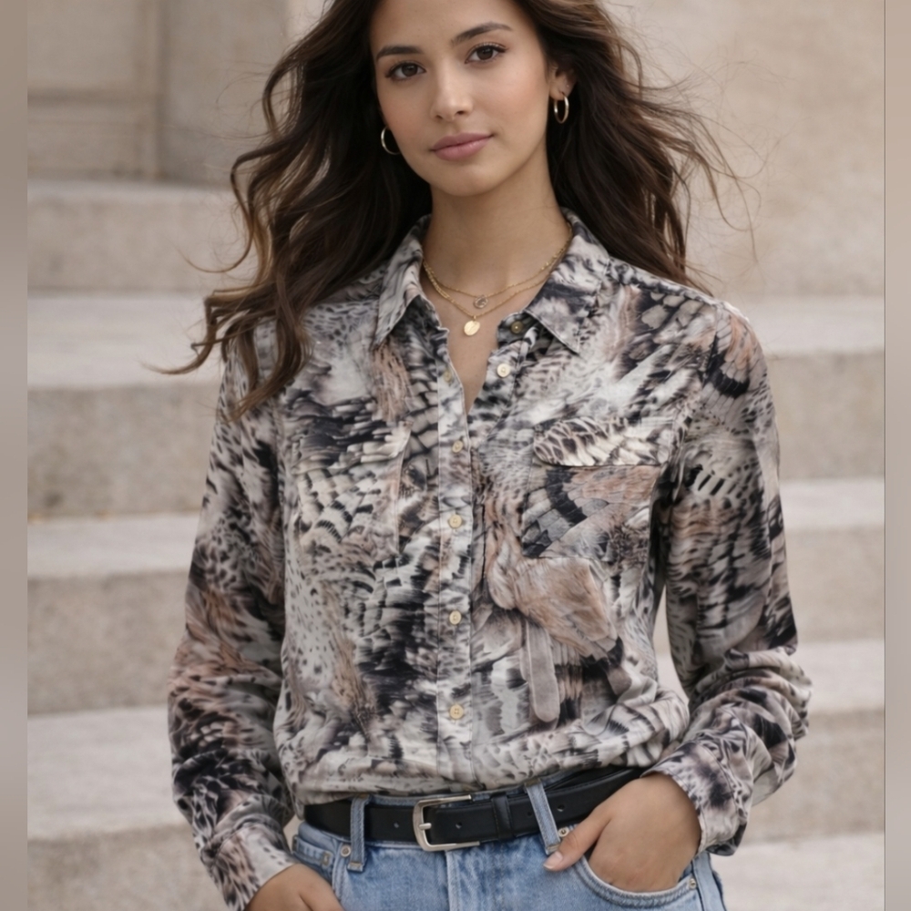 MARCIANO BUTTON DOWN SHIRT WITH FEATHERS PATTERN SIZE SMALL